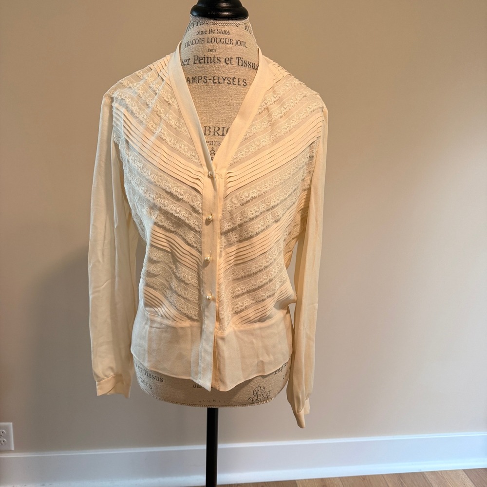 Talbots Women's Beige Pure Silk Coquette Lace Trim Blouse Size 10